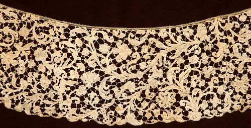 TWO POINT PLAT LACE COLLARS, 1600s