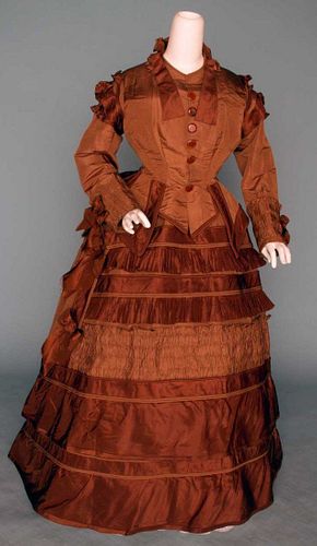 BROWN SILK BUSTLE DRESS, EARLY 1870s