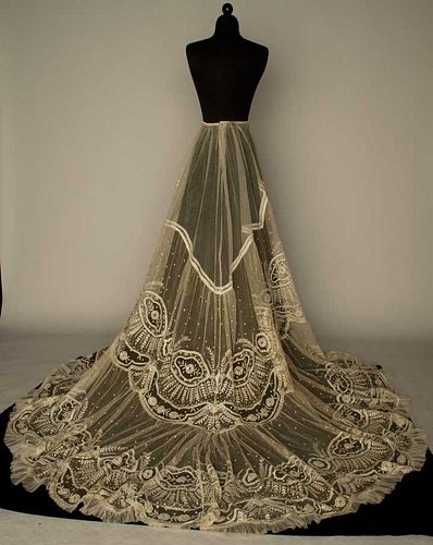 LACE WEDDING SKIRT, LATE 1890s