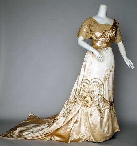 EMBROIDERED PRESENTATION GOWN, c. 1912