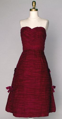 SYBIL CONNOLLY PARTY DRESS, 1960s