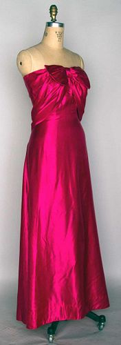 PINK STRAPLESS EVENING GOWN, 1950s