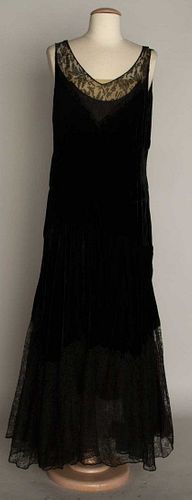 BLACK VELVET & LACE EVENING DRESS, 1930s