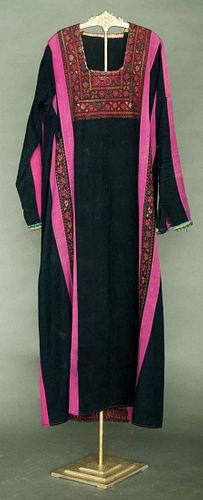 EMBROIDERED DRESS, PALESTINE, EARLY 20TH C
