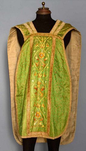 SILK CHASUBLE & TWO MANIPLES, c. 1900