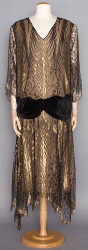 GOLD & BLACK LACE EVENING GOWN, c. 1922