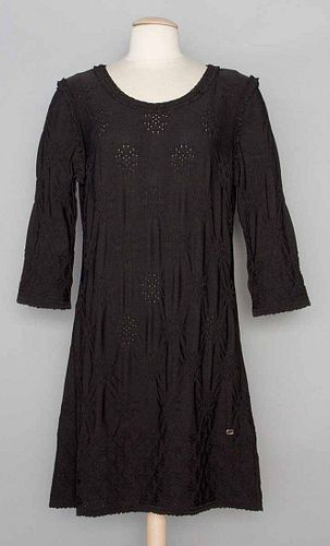 CHANEL LG SZ KNIT DRESS, 1990s