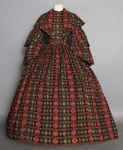 PRINTED WOOL DAY DRESS, 1850s
