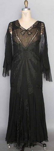 CHANEL CHANTILLY LACE GOWN, 1930s
