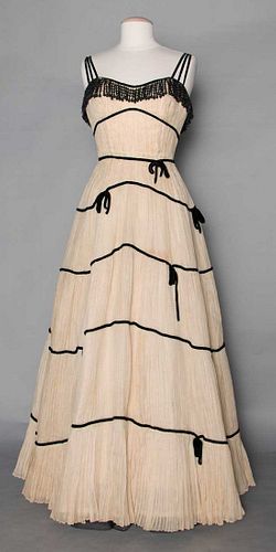 PAQUIN COUTURE BALLGOWN, c. 1950