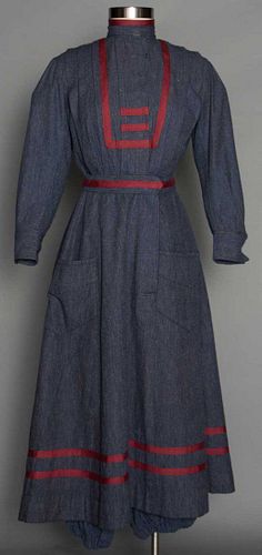 LADY'S SPORT OR GYM COSTUME, EARLY 20TH C