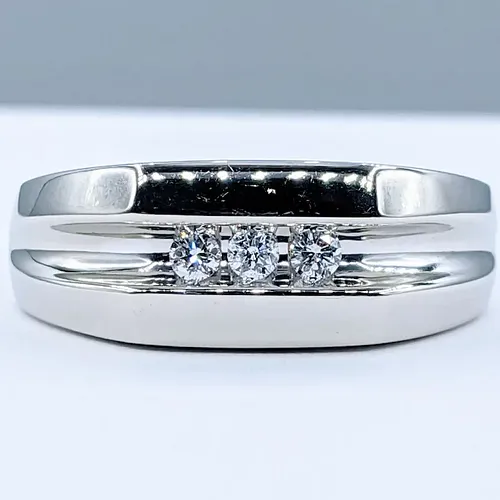 Modern Diamond & Solid White Gold Ring