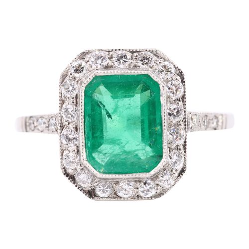 Emerald, Diamonds & Platinum Ring