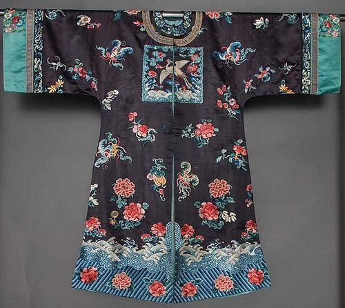 LADY'S EMBROIDERED ROBE, CHINA, 1890-1910