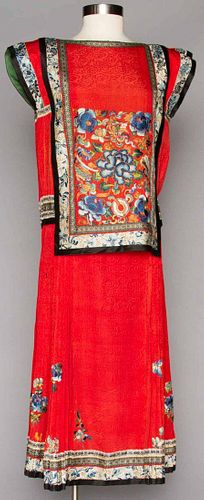 CHINESE EMBROIDERED DRESS, 1920-1930s