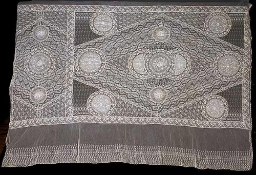 2 NORMANDY LACE BED SPREADS