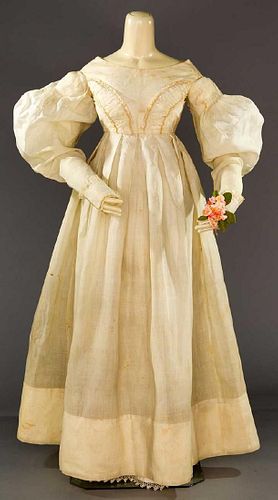 WHITE ORGANDY EMPIRE GOWN, LATE 1830s
