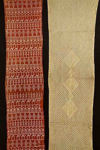 1 CORAL & 1 WHITE ASUITE STOLE, EARLY 20TH C