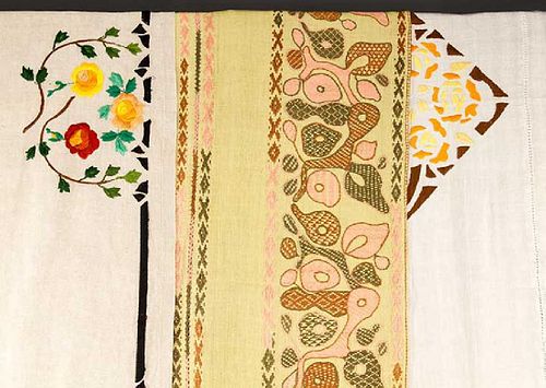 3 ARTS & CRAFTS EMBROIDERED TABLE CLOTHS