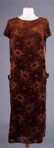 BROWN CUT VELVET EVENING DRESS, MID 1920s