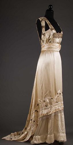 SILK SATIN TRAINED EVENING GOWN, c. 1912
