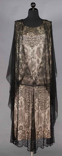 SILK & LACE EVENING GOWN, 1920s