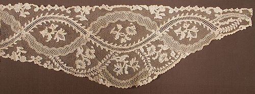 PAIR NEEDLE LACE ENGAGEANTES, FRANCE, 18TH C
