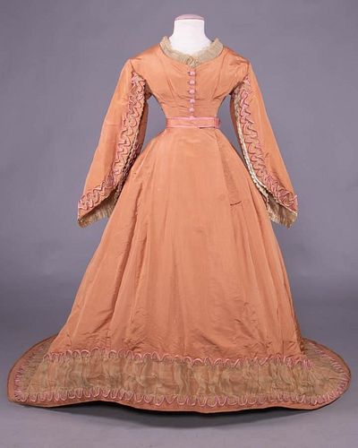 YOUNG LADIES TRAINED GOWN, 1866-1867