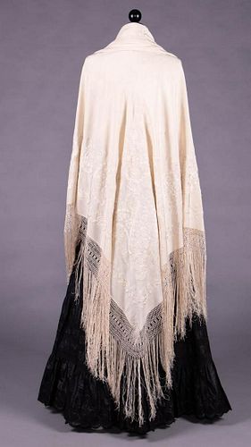 EXCEPTIONAL REVERSIBLE CANTON SHAWL, LATE 19TH C