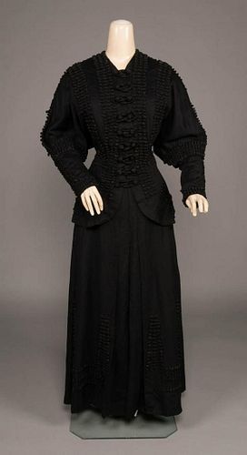 BLACK WOOL WALKING DRESS, 1890-1910