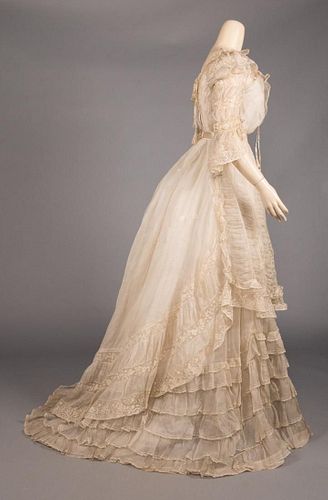 TRAINED LINGERIE GOWN, 1870s