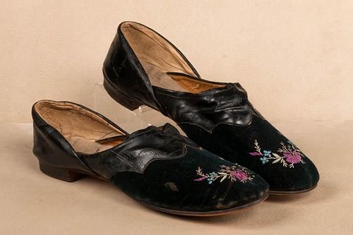 GENTS AT HOME SLIPPERS, 1880s