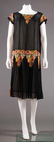 EMBROIDERED BLACK CHIFFON PARTY DRESS, 1920s
