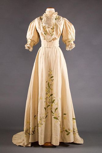 EMBROIDERED LINEN TEA DRESS, 1902