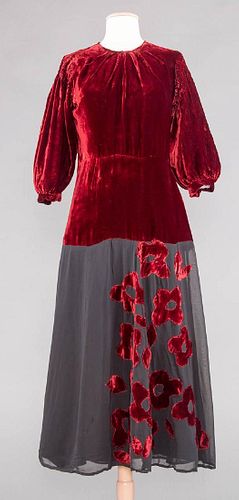 BURGUNDY VELVET EVENING DRESS, c. 1940