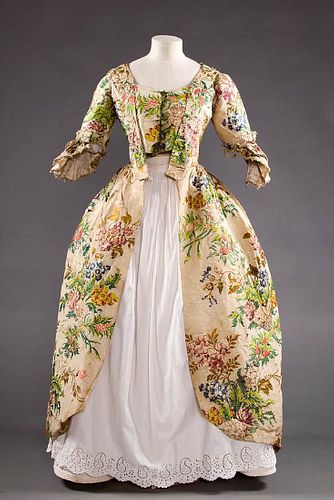 LADY'S SILK BROCADE GOWN, MID 18TH C