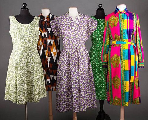 5 PRINTED SUMMER DAY DRESSES, 1950-1970