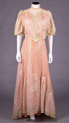 HAND EMBROIDERED TEA GOWN, c. 1910