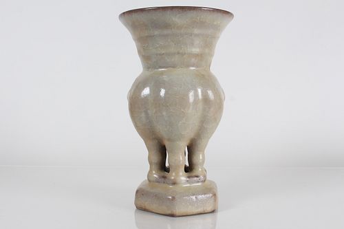 A Chinese Hexa-fortune Crackglaze Porcelain Vase 