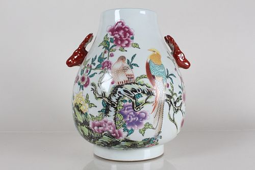 A Chinese Massive Nature-sceen Porcelain Fortune Vase 