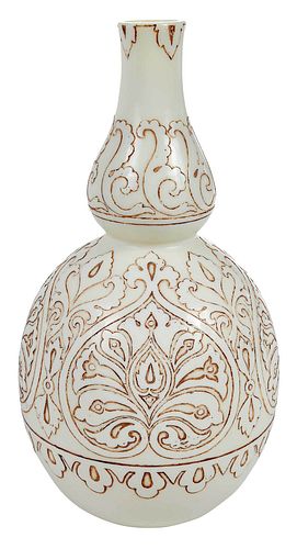 Thomas Webb 'Old Ivory' Cameo Glass Vase
