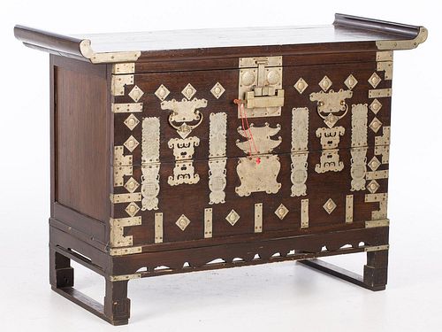 4777547: Asian Style Stained Softwood Metal-Mounted Chest KL7CC