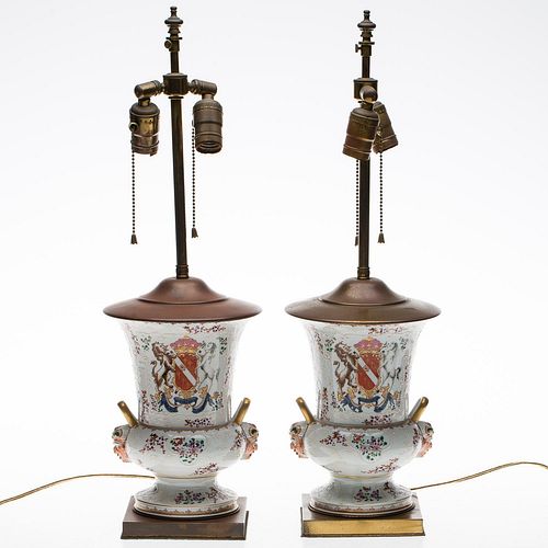 4642690: Pair of Samson Style Porcelain Urns Now Mounted as Lamps TF1SF