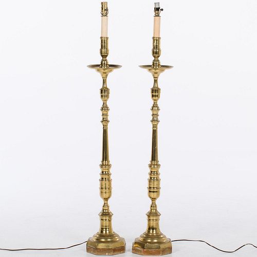 4642759: Pair of Brass Standing Lamps TF1SJ