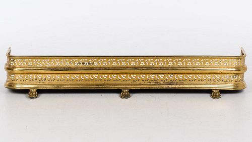 4642797: English Pierced Brass Fire Fender, 19th Century TF1SJ