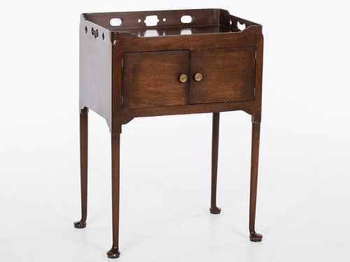 4642801: George III Style Mahogany Bedside Cabinet, 20th Century TF1SJ