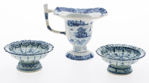 4642810: Three Chinese Blue and White Ceramic Articles TF1SC