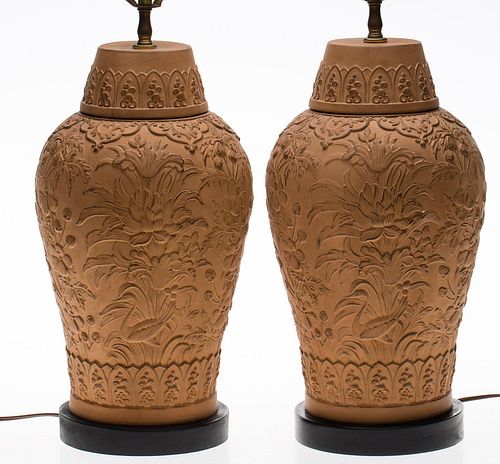 4642839: Pair of Decorative Terracotta Lamps, 20th Century TF1SJ