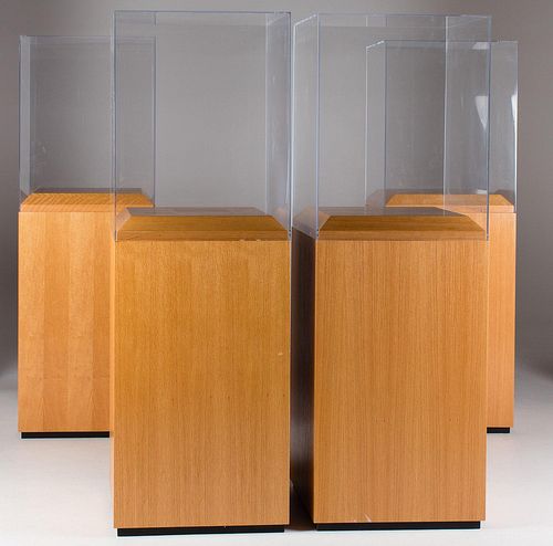 4648401: Four Oak and Lucite Display Cases TF1SJ