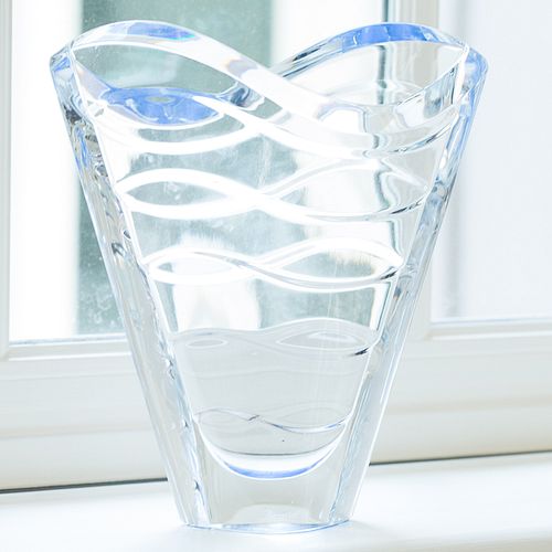 4368533: Baccarat Light Blue Glass Vase C8GAF
